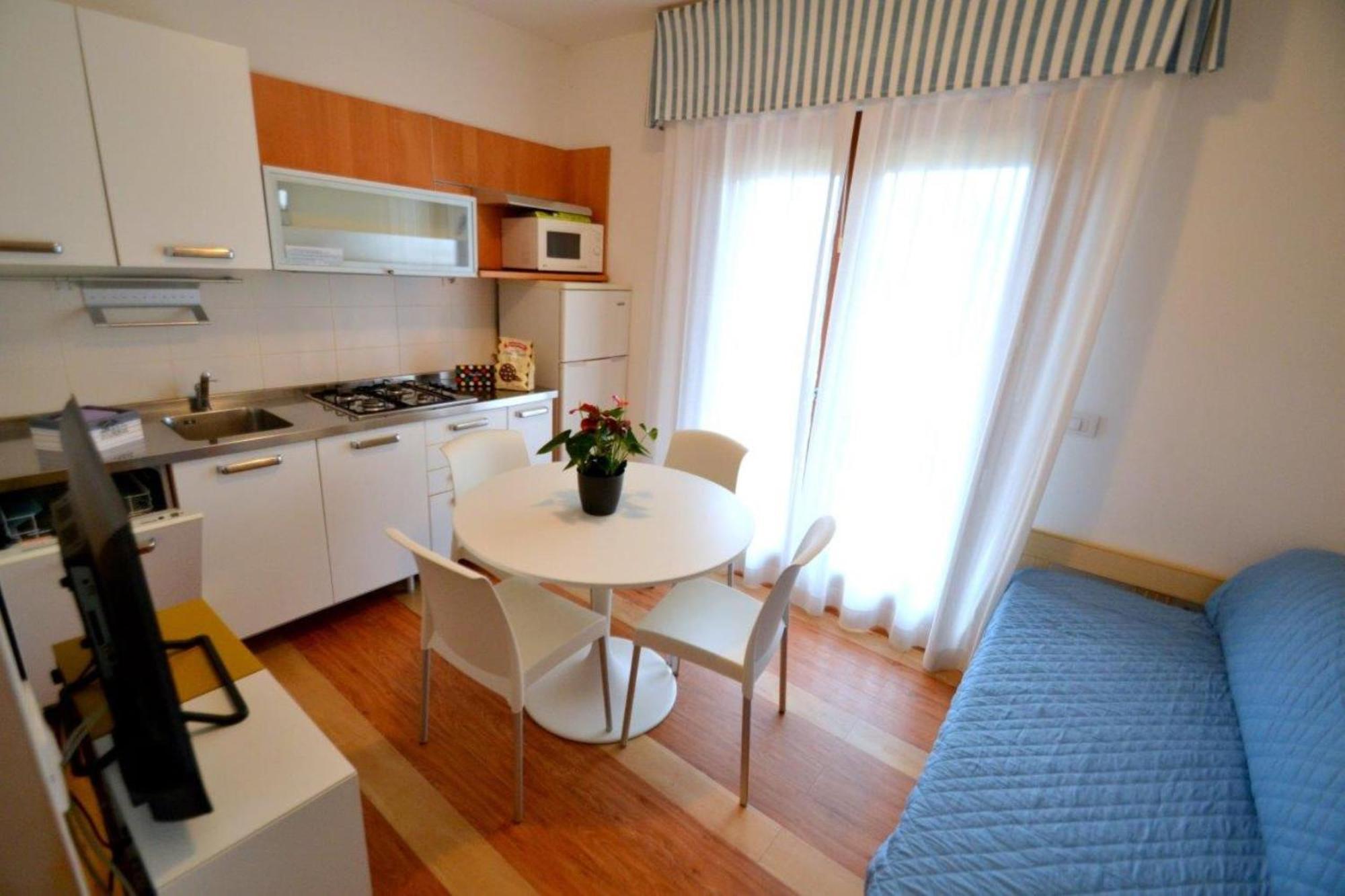 Monica Apartment Bibione Bagian luar foto