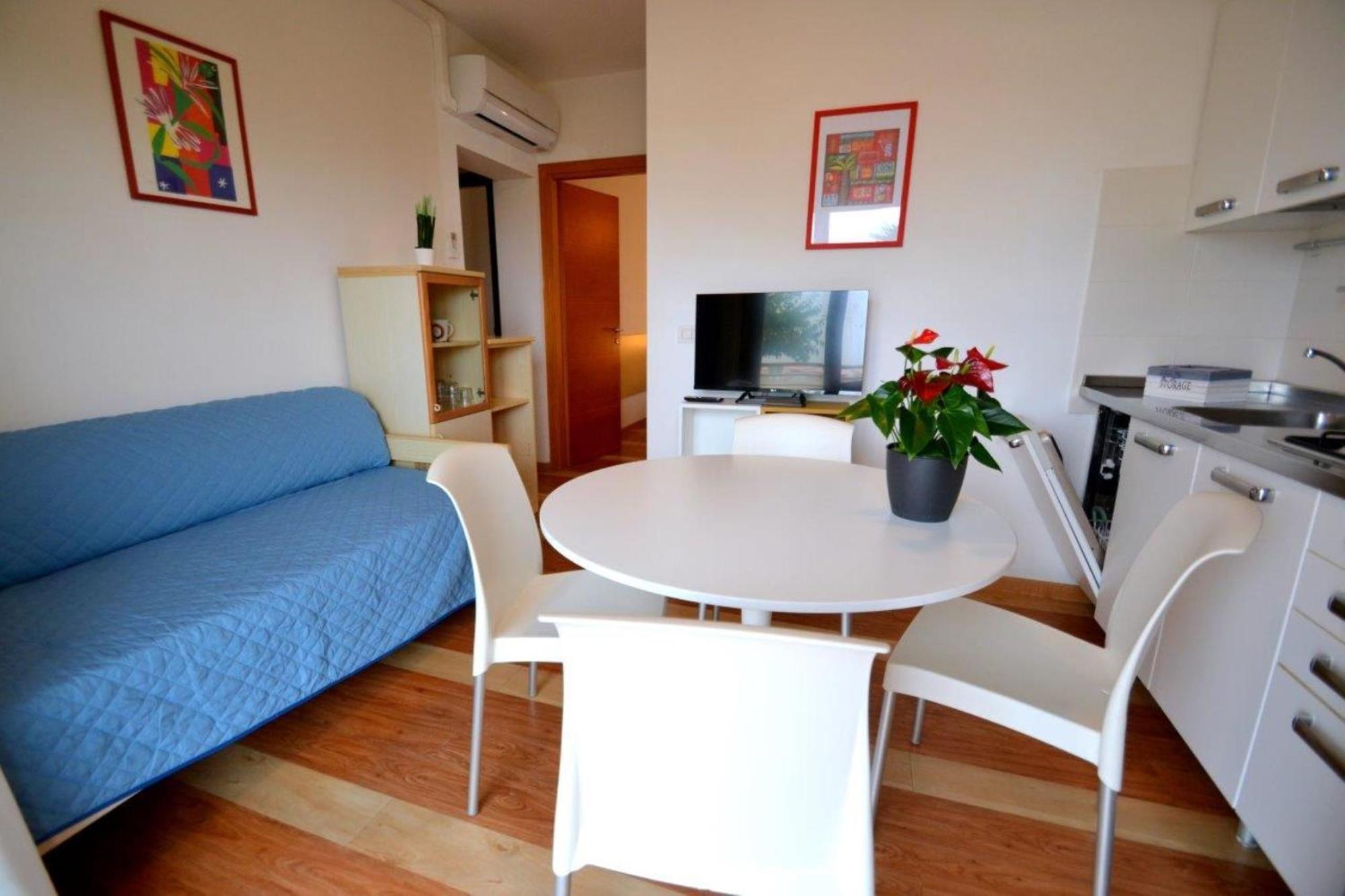 Monica Apartment Bibione Bagian luar foto