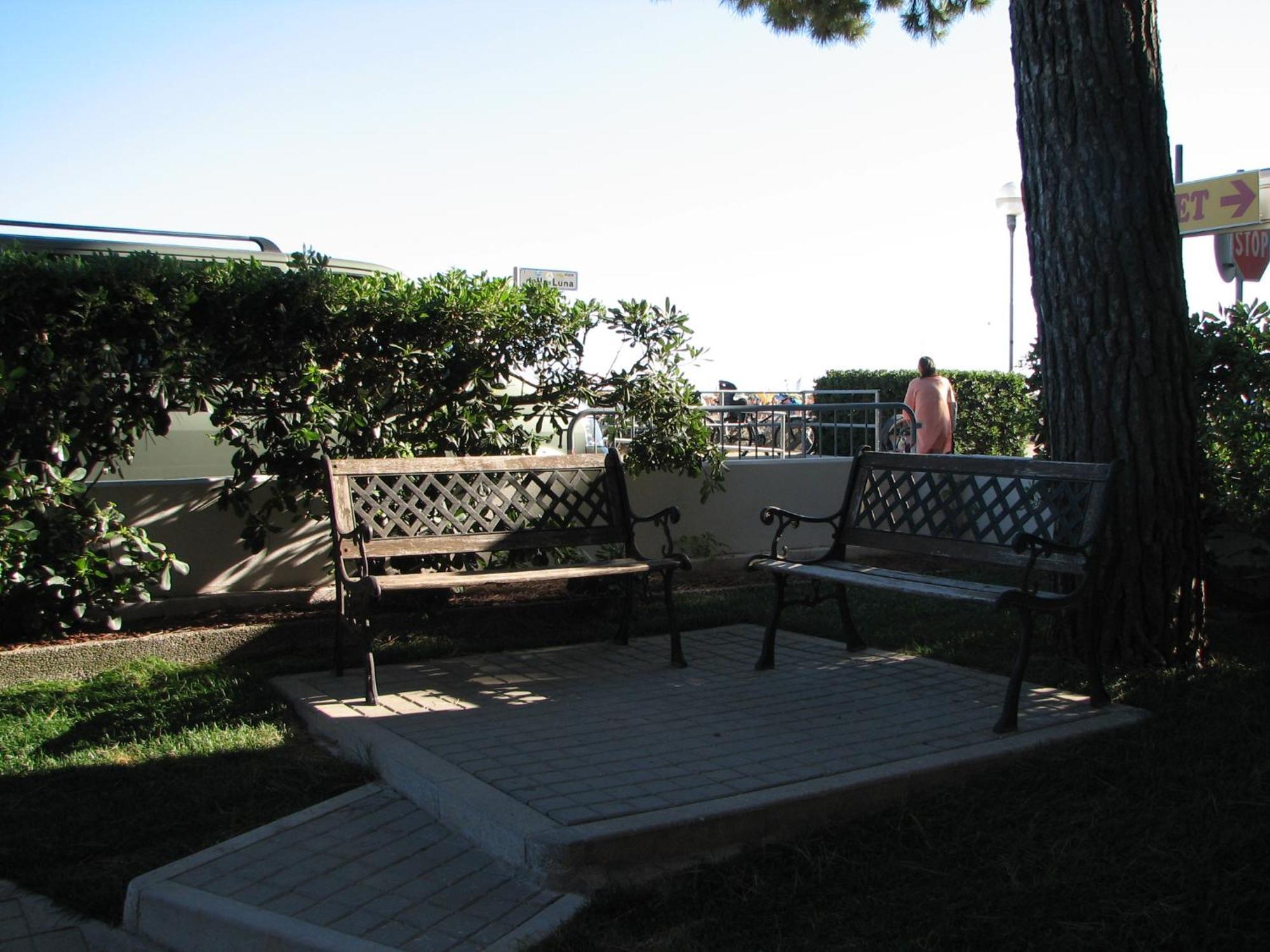 Monica Apartment Bibione Bagian luar foto